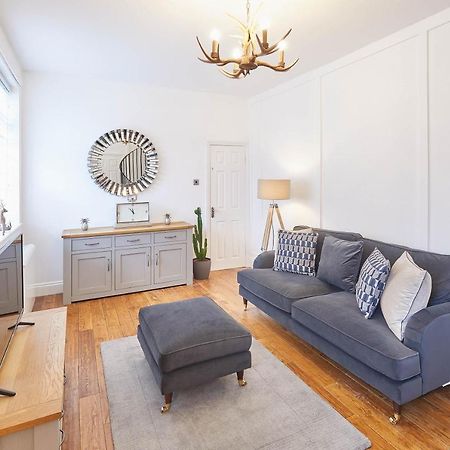 Host & Stay - Den At Westcliff 惠特比 外观 照片